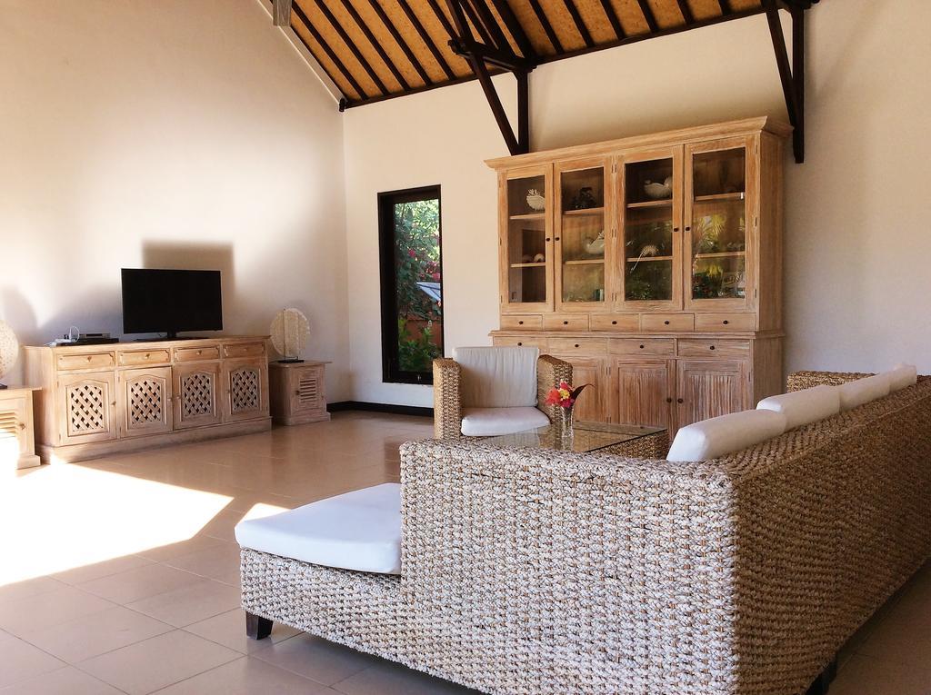 Taman Dewi Sri Villa Et Bungalow Pemuteran Extérieur photo