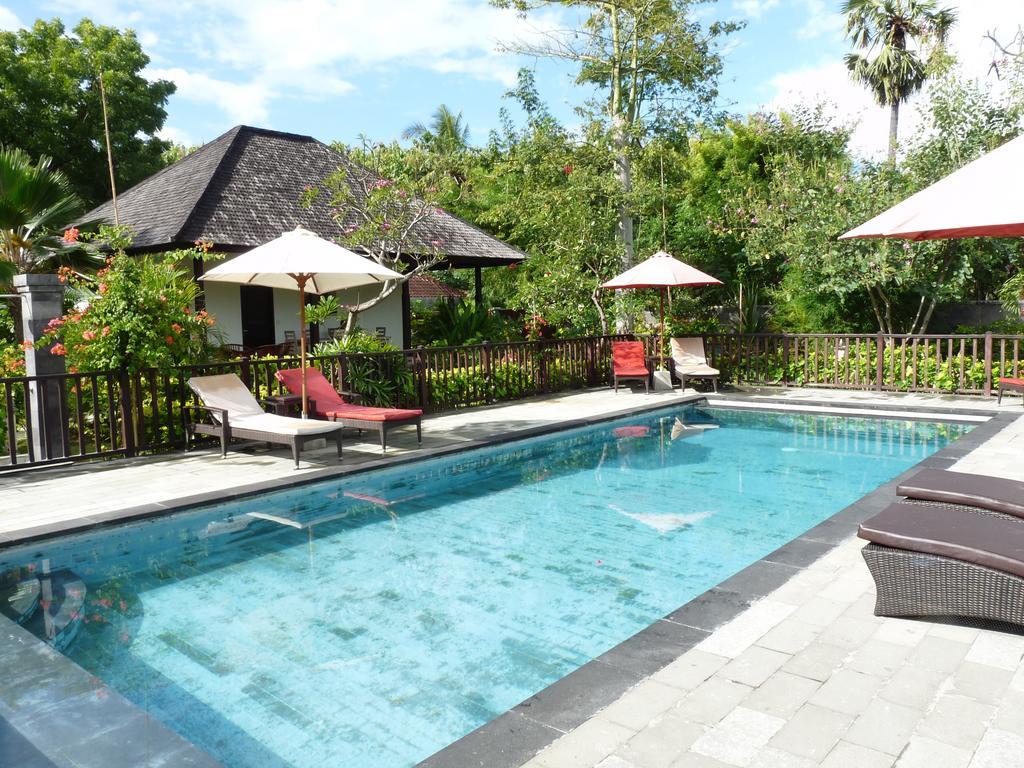 Taman Dewi Sri Villa Et Bungalow Pemuteran Extérieur photo