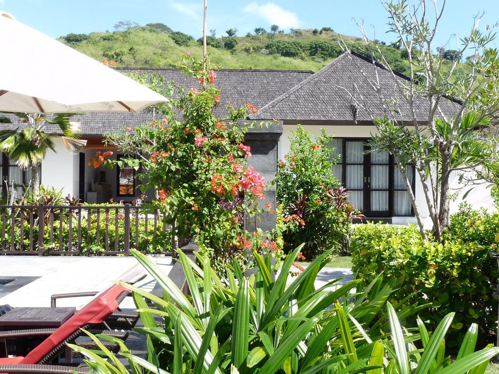 Taman Dewi Sri Villa Et Bungalow Pemuteran Extérieur photo
