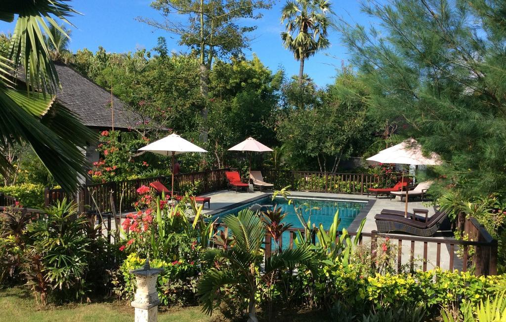 Taman Dewi Sri Villa Et Bungalow Pemuteran Extérieur photo